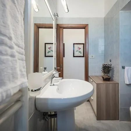 Lägenhet Santa Teresa Belvedere