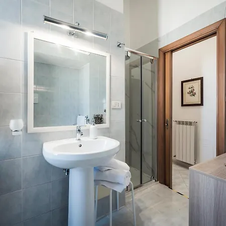 Lägenhet Santa Teresa Belvedere